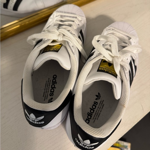 Adidas Superstar Sneakers - Picture 3 of 5